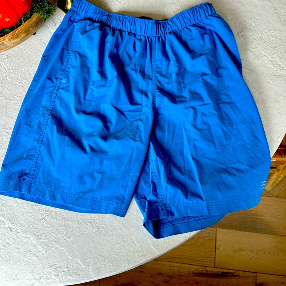 Free, fly, shorts, size small
